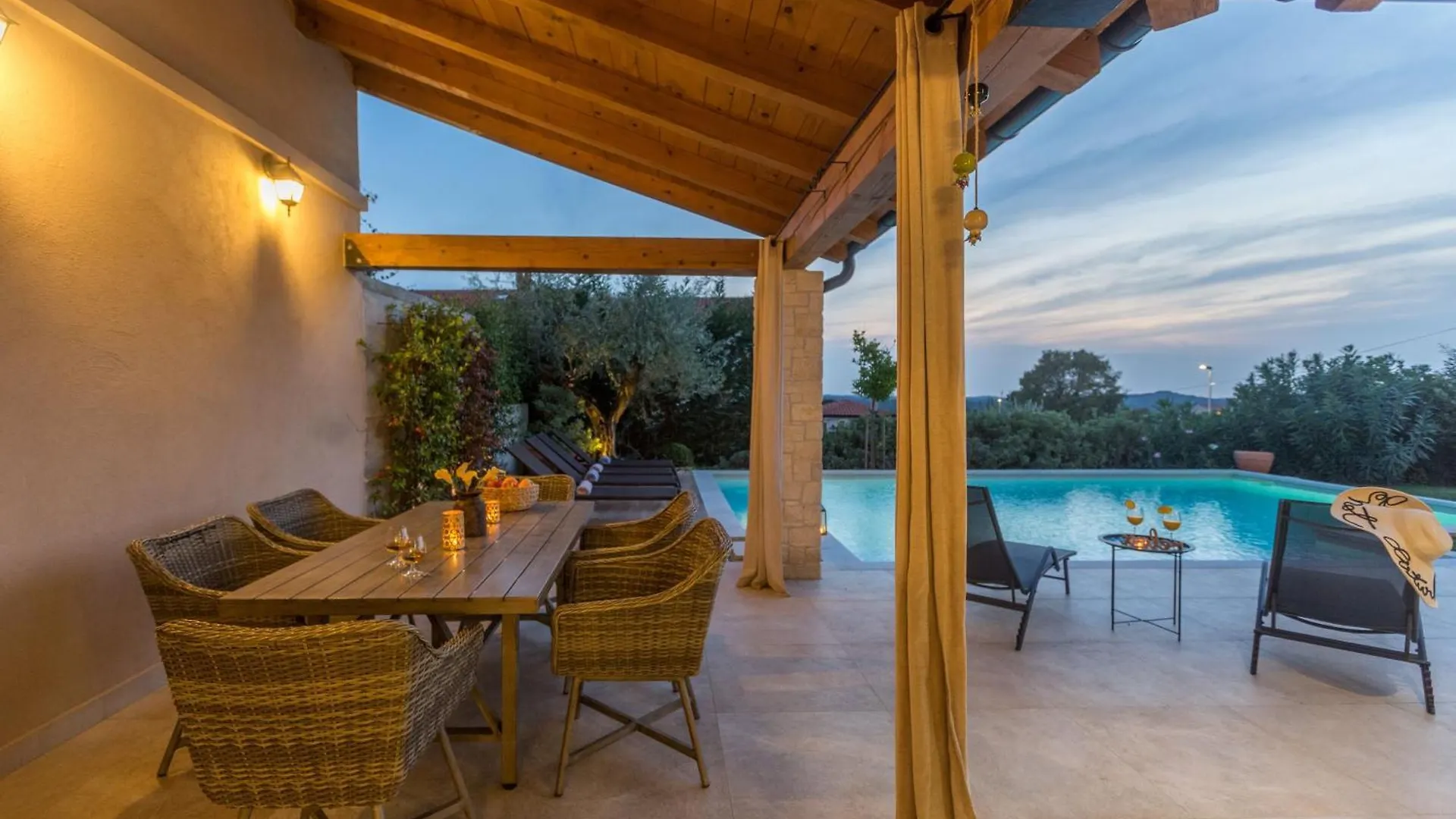 Holiday home Villa Nar Mit Pool Und Panoramameerblick Bei Porec Sveti Lovrec Pazenaticki Croatia