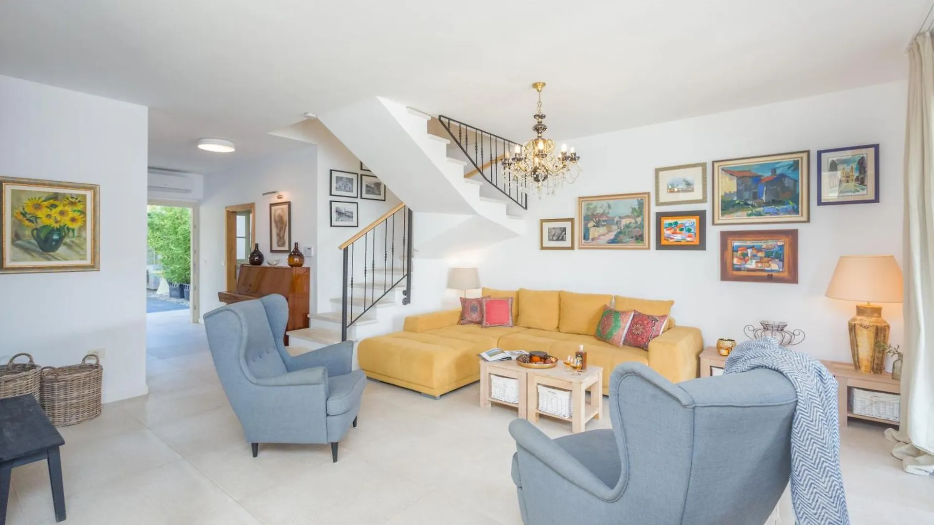 Villa Nar Mit Pool Und Panoramameerblick Bei Porec Sveti Lovrec Pazenaticki Croatia