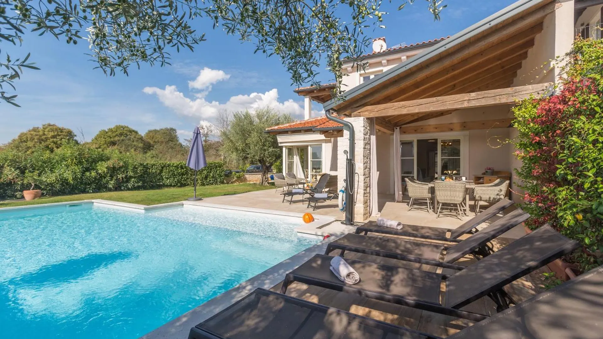 Holiday home Villa Nar Mit Pool Und Panoramameerblick Bei Porec Sveti Lovrec Pazenaticki Croatia